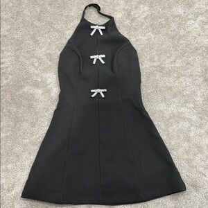 Chic Black Kids Dress with Sparkling Bow Details